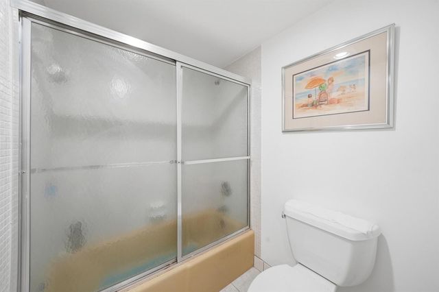 3800 Oaks Clubhouse Drive 410, Pompano Beach, FL 33069