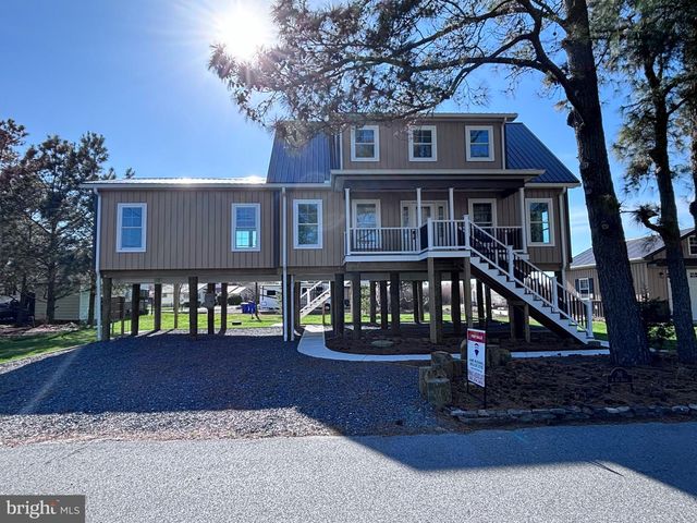 39 N BAY DR, Dover, DE 19901
