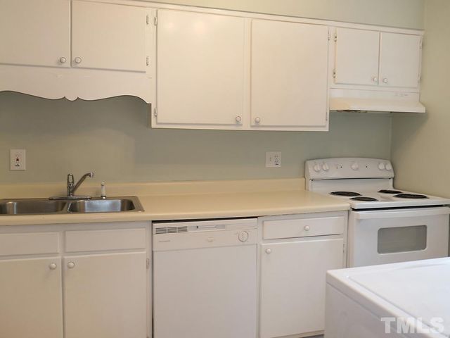 332 Ashley Forest Road, Chapel Hill, NC 27514