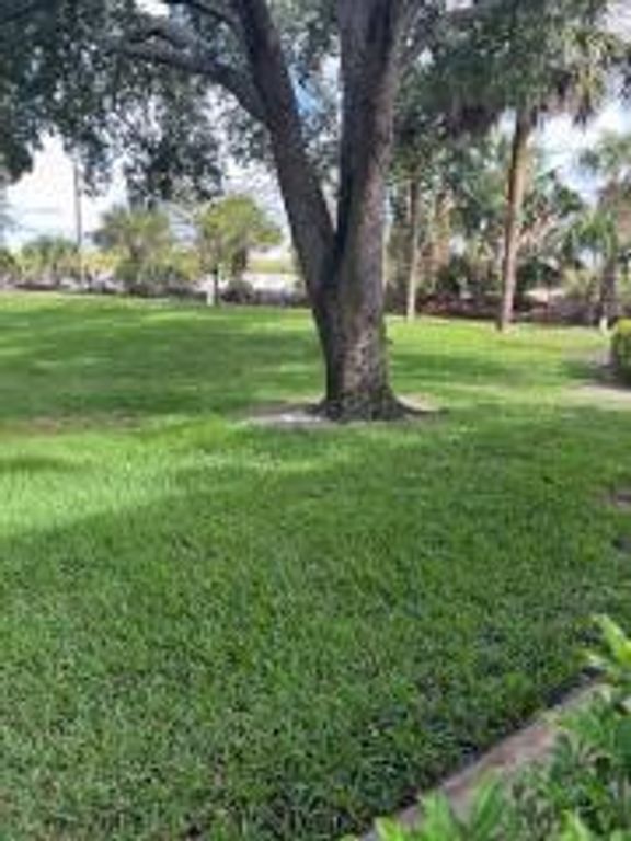 3017 30th Court, Jupiter, FL 33477