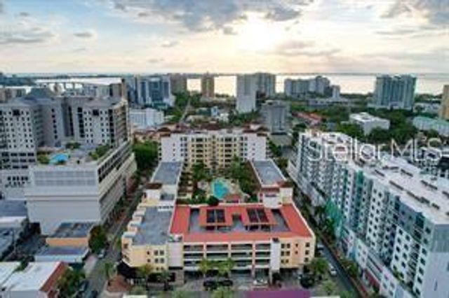 100 CENTRAL AVENUE C517, Sarasota, FL 34236