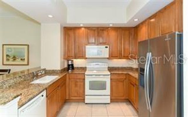 100 CENTRAL AVENUE C517, Sarasota, FL 34236