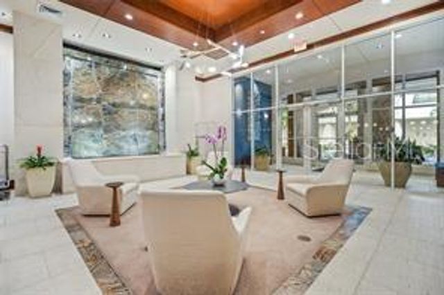 100 CENTRAL AVENUE C517, Sarasota, FL 34236