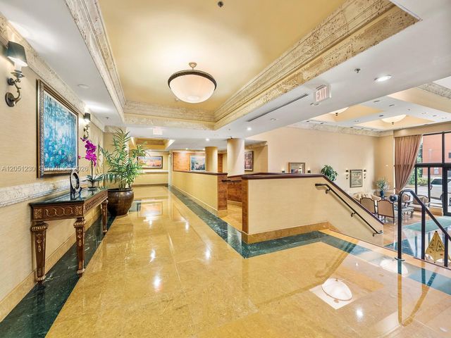 8390 SW 72nd Avenue 702, Miami, FL 33143