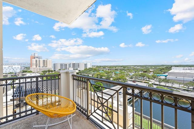8390 SW 72nd Avenue 702, Miami, FL 33143