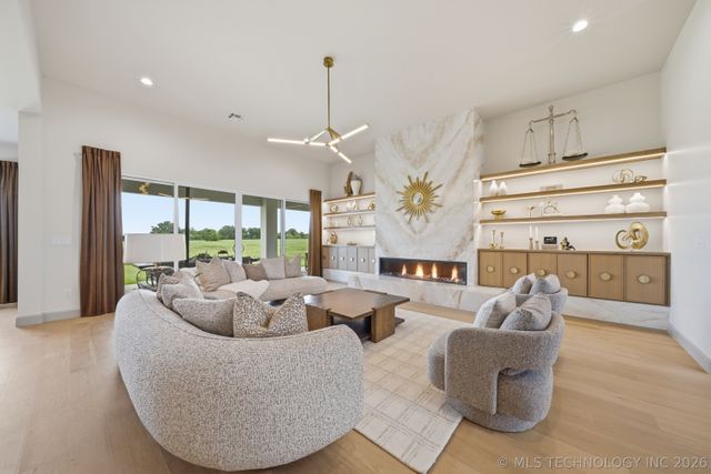 445 W 138th Street S, Bixby, OK 74008