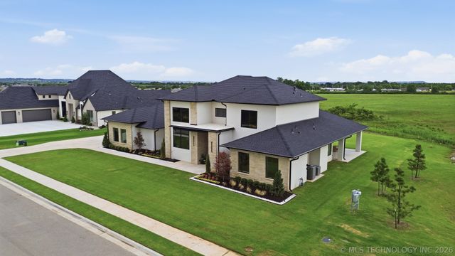 445 W 138th Street S, Bixby, OK 74008