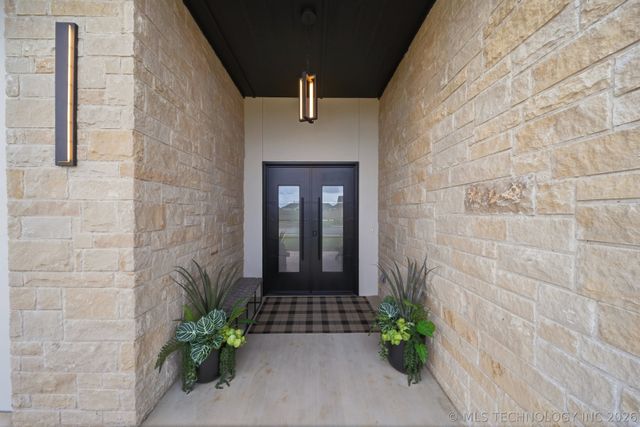 445 W 138th Street S, Bixby, OK 74008