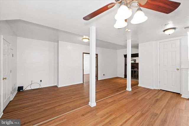 1 PEBBLE PL, Newark, DE 19702