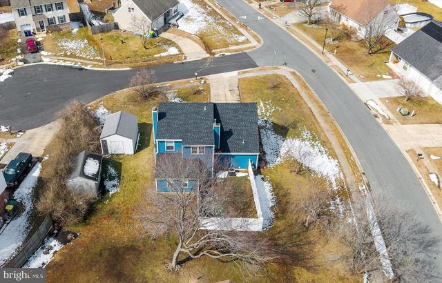 1 PEBBLE PL, Newark, DE 19702