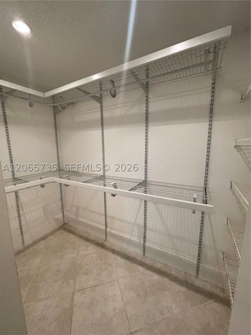10101 W Sunrise Blvd 106, Plantation, FL 33322