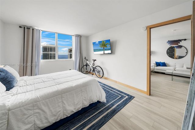 6770 Indian Creek Dr PH-B, Miami Beach, FL 33141