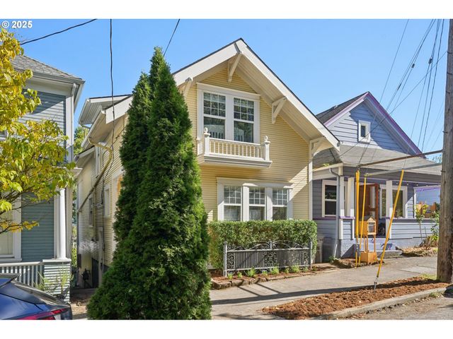 3516 Sw 1ST Ave, Portland, OR 97239