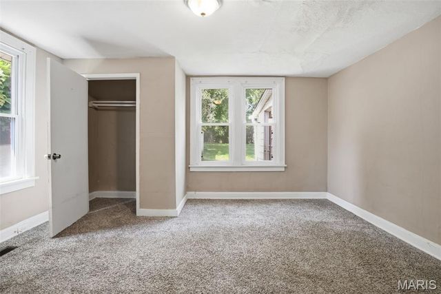 8149 Allen Avenue, St Louis, MO 63114