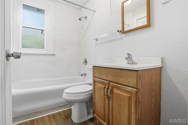 8149 Allen Avenue, St Louis, MO 63114