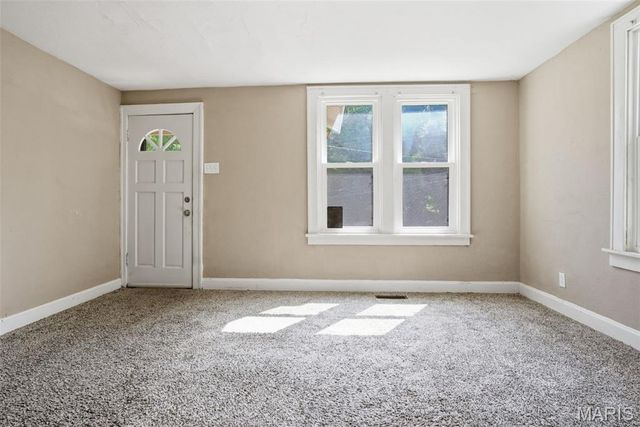 8149 Allen Avenue, St Louis, MO 63114