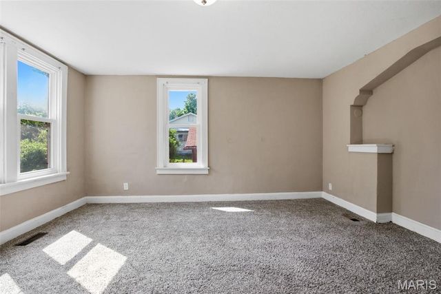 8149 Allen Avenue, St Louis, MO 63114