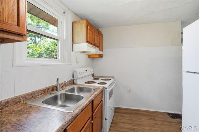 8149 Allen Avenue, St Louis, MO 63114