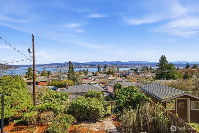 11038 Auburn Avenue S, Seattle, WA 98178