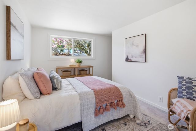 11038 Auburn Avenue S, Seattle, WA 98178