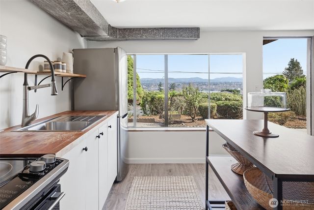 11038 Auburn Avenue S, Seattle, WA 98178