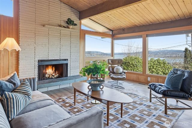 11038 Auburn Avenue S, Seattle, WA 98178