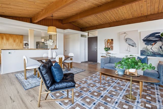 11038 Auburn Avenue S, Seattle, WA 98178