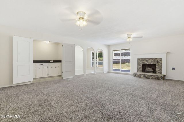 3329 OLD SPANISH Trail, El Paso, TX 79904