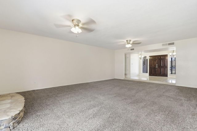 3329 OLD SPANISH Trail, El Paso, TX 79904