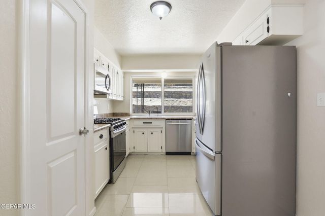 3329 OLD SPANISH Trail, El Paso, TX 79904