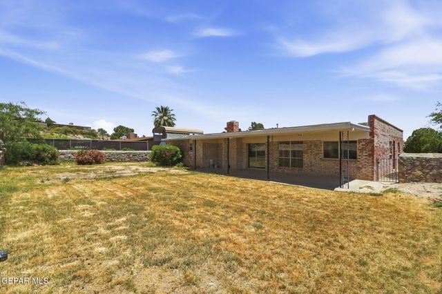 3329 OLD SPANISH Trail, El Paso, TX 79904