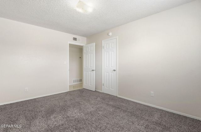 3329 OLD SPANISH Trail, El Paso, TX 79904