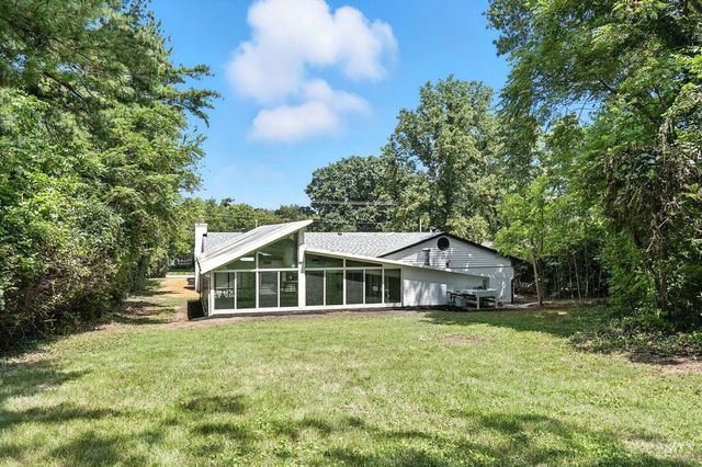 141 W Concord Drive, Lebanon, OH 45036