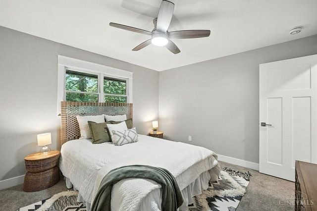 141 W Concord Drive, Lebanon, OH 45036