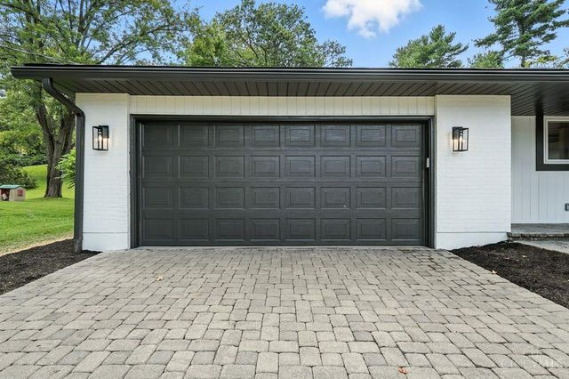 141 W Concord Drive, Lebanon, OH 45036