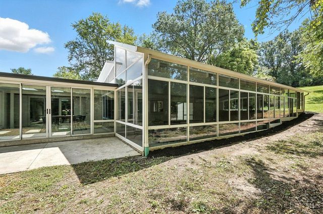 141 W Concord Drive, Lebanon, OH 45036