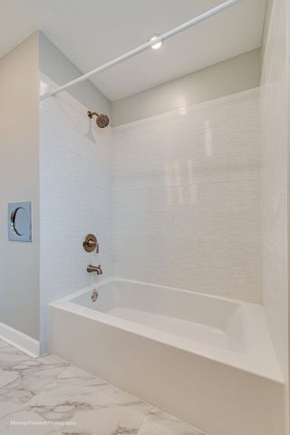 15707 Cottage Grove Avenue, Dolton, IL 60419