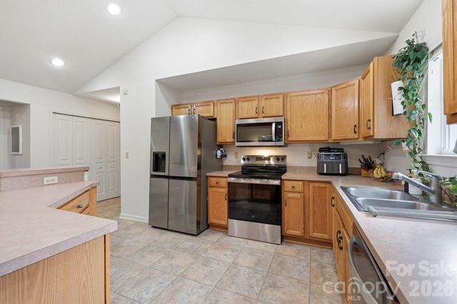 51 Sunview Circle, Arden, NC 28704
