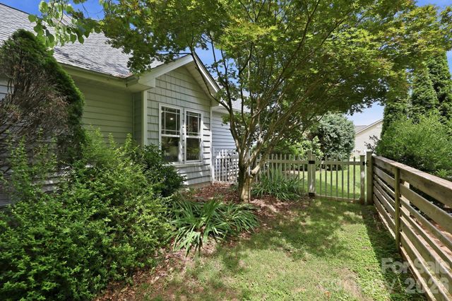 51 Sunview Circle, Arden, NC 28704