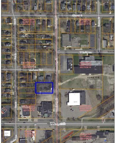 1710 Woodbridge Street, Jackson, MI 49203