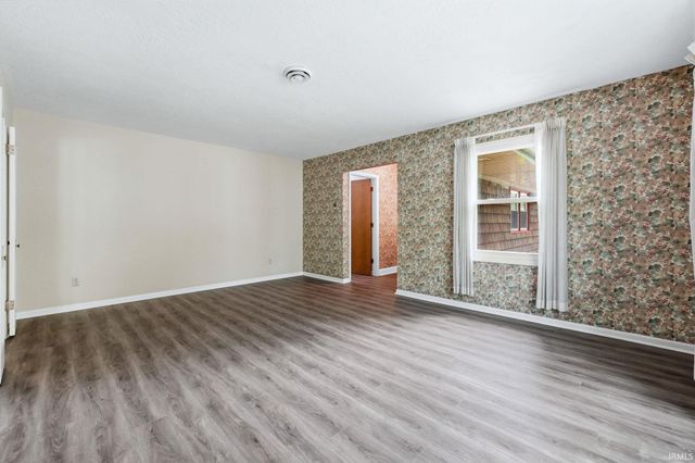 1818 Westgate Drive, Fort Wayne, IN 46808