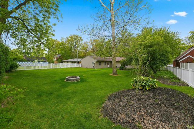 1818 Westgate Drive, Fort Wayne, IN 46808