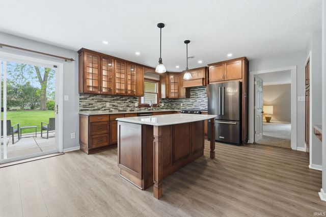 1818 Westgate Drive, Fort Wayne, IN 46808