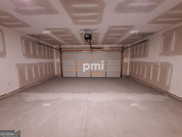 514 Liberty Hall Drive, Bonaire, GA 31005