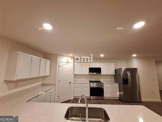 514 Liberty Hall Drive, Bonaire, GA 31005