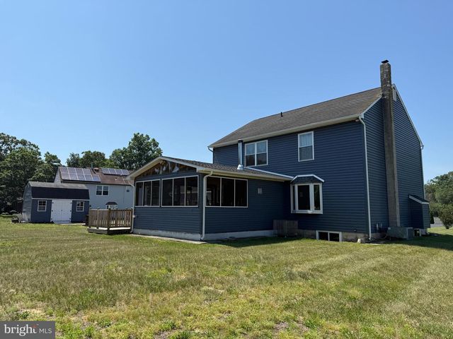 18 CRYSTA CT, Franklinville, NJ 08322