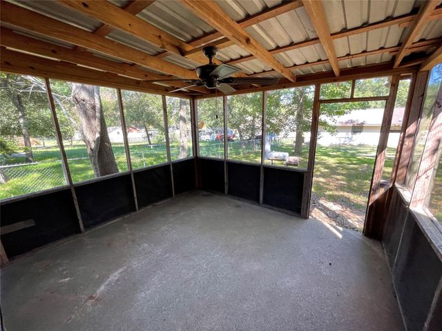 181 Greenleaf Lane, Conroe, TX 77304