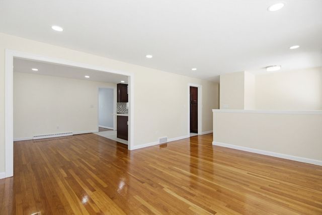 31 Spring Ln, Sharon, MA 02067