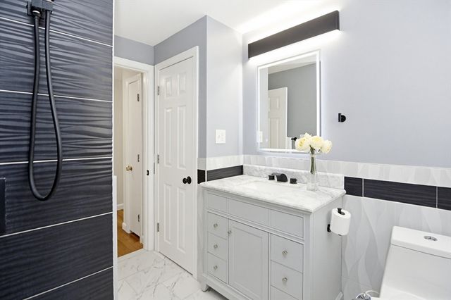 31 Spring Ln, Sharon, MA 02067