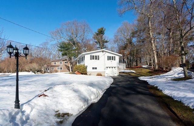 31 Spring Ln, Sharon, MA 02067